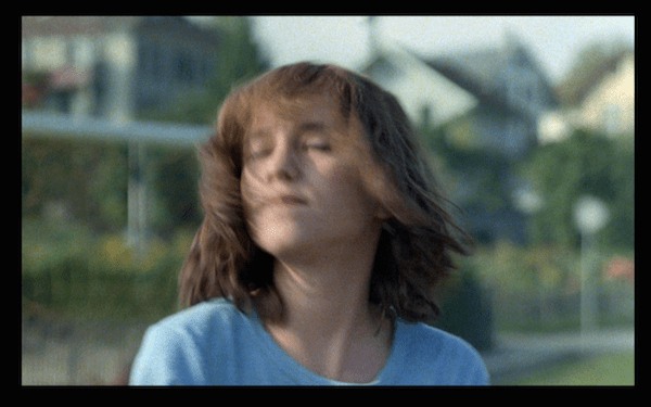 Paul's daughter in slow motion after being the subject of a disgusting line.