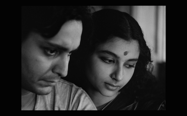 apur sansar - happy couple